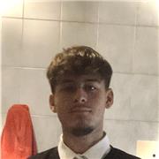 Mi chiamo Antonio, ho 21 anni, ho svolto il liceo delle scienze umane e sono uno studente universitario del DAMS di Torino. Sono disponibile a svolgere attività di aiuto compiti, lezioni di storia e di italiano.