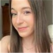 Soy Carla Rodríguez González, estudiante de Comunicación Audiovisual en la Universidad de Extremadura, ubicada en Badajoz.