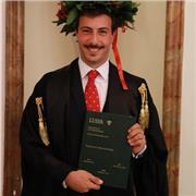 Praticante notaio impartisce lezioni a studenti liceali, universitari e preparazione a materie di diritto concorsuali