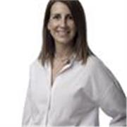 Profesora y maestra de Inglés con experiencia formando para Cambridge y examinadora oral. Preparo con 100% de aprobados