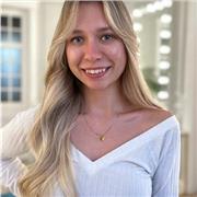 Alicja-profesora de inglés con 6 años de experiencia.  Estoy aquí para ayudarte! Ofrezco clases online o presenciales en Bilbao.