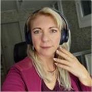 Lehrerin für Deutsch als Fremdsprache mit langjähriger Erfahrung bietet Privatunterricht im Raum Schleiden 53937 oder online.