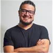 Tutor de Inglés Profesional Bilingüe (Nivel C1/C2) con Experiencia en Interpretación