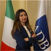 Offro lezioni private e aiuto compiti a bambini delle scuole elementari e medie, sulla base delle loro esigenze.