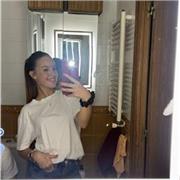 Me defino como una persona creativa y motivadora y quiero dar clases a niños fe primaria/ eso