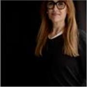 Te muestro la riqueza de nuestro idioma, a amar la lectura,a disfrutar con la lengua y la literatura, a hacer comentarios de texto