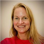 Native Danish tutor offering online Danish lessons to adults