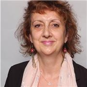 Professeur à domicile auprès des élèves du CP au CM2, j'enseigne aussi en 6ème en Français