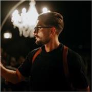 Fotografo e Videomaker con studio a Caserta, offro lezioni Base e Advance di Foto Video e linguaggi visivi. Competenze Adobe
