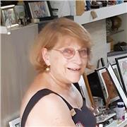 Directrice d'un service de Calcul Scientifique à la retraite, je permets à des élèves de la 3eme à la terminale de combler leurs lacunes en Maths physique Chimie Informatique.