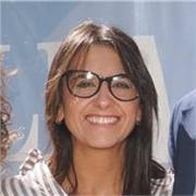 Profesora titulada en Marketing con más de 13 años de experiencia, imparte class de forma online