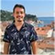 Aulas de português, inglês e literaturas