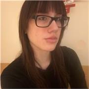 Soy una universitaria en Barcelona y amante del inglés, con certificado Cambridge nivel B2, casi C1.