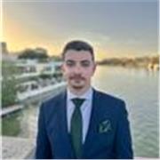 Ingeniero y profesor de Inglés para alumnos de ESO y bachillerato. 