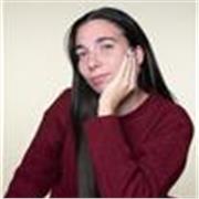 Graduada en filosofía por la Universidad de Oviedo. Ofrezco clases de apoyo personalizadas y adaptadas al nivel