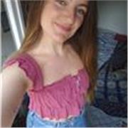 Hola! Soy una chica de 22 años que ha estudiado arqueologia y ahora va a hacer historia. Me encanta mi trabajo y sería un placer ayudarte si te cuesta un poco la materia o a veces se te hace durilla. No dudes en preguntarme!