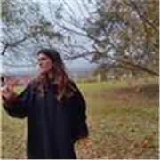 Se hai bisogno di un aiuto per i compiti o per imparare l’italiano contattami pure. 