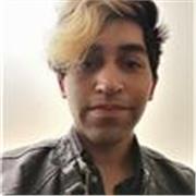 Profesor de inglés con experiencia enseñando a niños y adultos