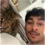 REMOTE LESSONS* I am a bilingual English speaker, with a strong level of fluency and a background within medicine. I was active in the Emergency Services, training as a paramedic for 2 years and am now currently a Student Radiographer! :)