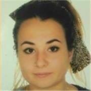 Soy graduada en Pedagogía y tengo experiencia dando clases particulares y cuidando a niños/as