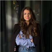 Gesangsunterricht auf Deutsch, Englisch, Spanisch und Russisch. Ich biete flexible Arbeitszeiten vor Ort und/oder Online. Die Dau