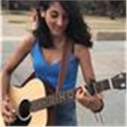 Insegnante di chitarra offre lezioni private per bambini e adulti a Roma