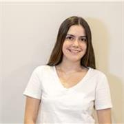 He sido auxiliar de P3 y he trabajado como monitora de comedor y patio en I5,3 y 4 de primaria y la ESo