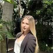 English language tutor that provides face to face and online sessions for kids and teenagers