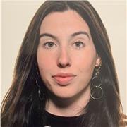 Soy una persona con mucha paciencia con ganas de ayudar a los demás.