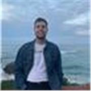 Profesor de matemáticas imparte clases de mate (y derivados) a estudiantes de Bachiller y Universidad