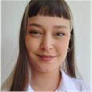 Büsra M