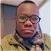 Prof à domicile donne des cours en ligne 