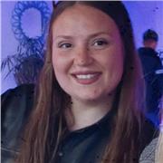 Persona didáctica apta para dar clases hasta el nivel 2 de la ESO.