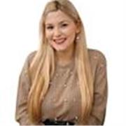 Maestra de Primaria especializada en Educación Especial y Técnico Superior en Educación Infantil, apta para todas las s y niveles.