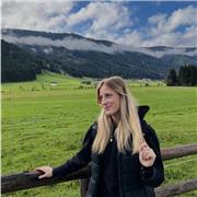 Studentessa universitaria, diplomata presso liceo linguistico, fornisco ripetizioni e aiuto compiti per diverse materie