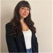 Sei alla ricerca di un'insegnante alla mano e competente? Eccomi! Sono pronta a sostenerti ad ogni passo della lezione.