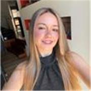 Profesora de Inglés dispuesta a clases tanto de nivel A1,A2 y B1. También apta para muchas otras asignaturas de niños/as primaria 