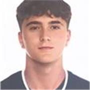 Profesor joven con experiencia en materias básicas y métodos de estudio más dirigido a estudiantes de primaria y secundaria