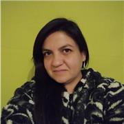 Soy profesora de matemáticas e informática educativa, tengo 11 años de experiencia y realizo clases a estudiantes de enseñanza media