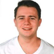 Profesor que imparte clases de cualquier asignatura a niños de todas las edades