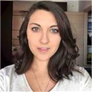 Insegnante laureata in economia. Mi offro per ripetizioni/aiuto compiti per scuola primaria e secondaria