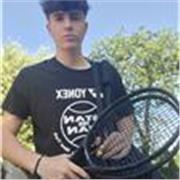 Tennista agonistico con 10 anni di esperienza propone delle lezioni di tennis private