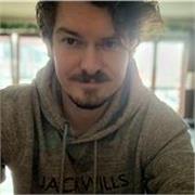 Do you need the help of a 12-year experienced English language teacher? Get in contact!