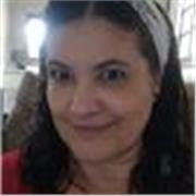 Sou paciente, trabalho respeitando a individualidade do aprender