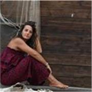 Valentina 36 anni , disponibile per aiuto e sostegno compiti e baby-sitter!