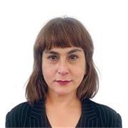 Periodista y profesora de portugués de Brasil con más de 20 años de experiencia