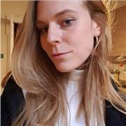 Studentessa di storia:conosco l'arabo, il francese, il tedesco, il croato, lo spagnolo e l'italiano. Sono disp. La sera o mattina prima delle 12