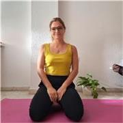 Instructora certificada en Yoga, Reiki y Coaching Ontológico. Con más de 3 años ejerciendo. ofrezco clases individuales y grupales