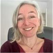 Profesora de inglés nativa ofrece clases online y presenciales para todos los niveles para acompañarte a comprender y hablar con confianza!