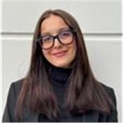 Laureata magistrale in Scienze Biomediche Traslazionali offre lezioni di biologia e chimica a ragazzi di scuole superiori medie